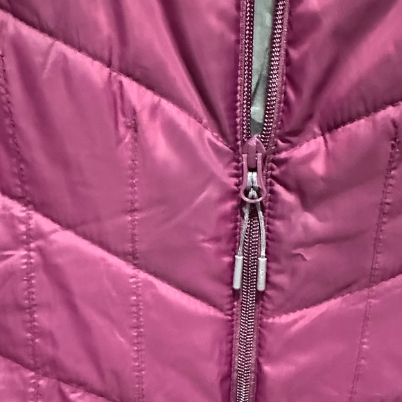 New Balance Maroon Hooded Puffer Vest - Picture 3 of 13